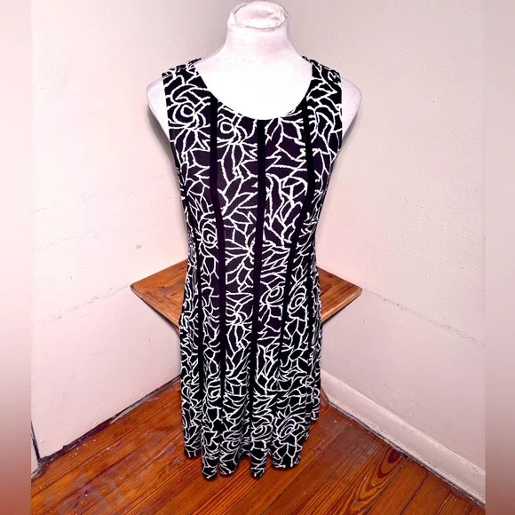 connected apparel dress Connected Apparel TCC97727 - Knee-Length Jersey Sheath Dress